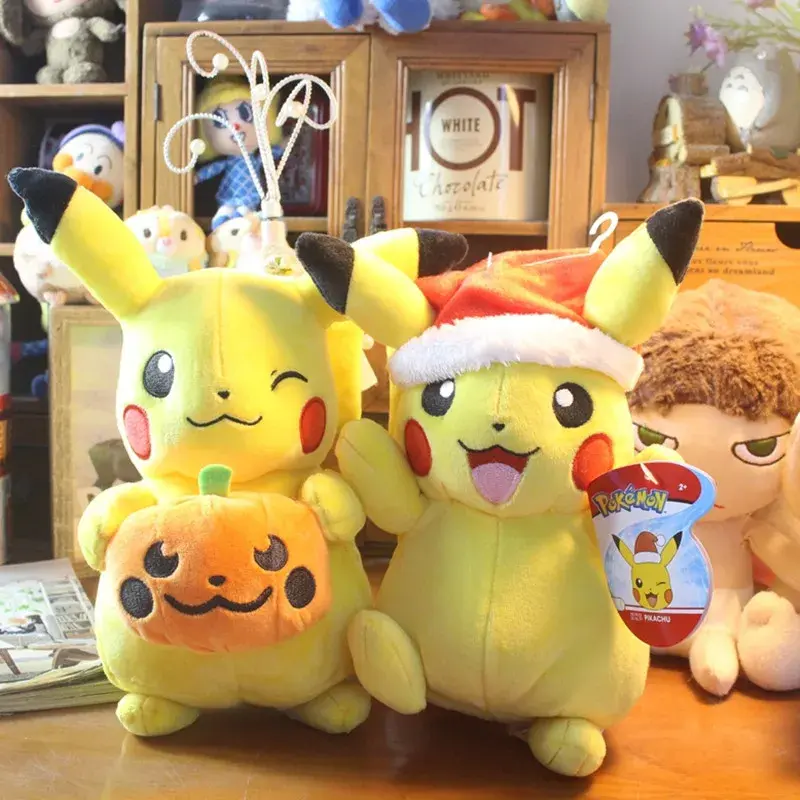 Halloween oder Xmas Pikachu Kuscheltiere (ca. 20cm)