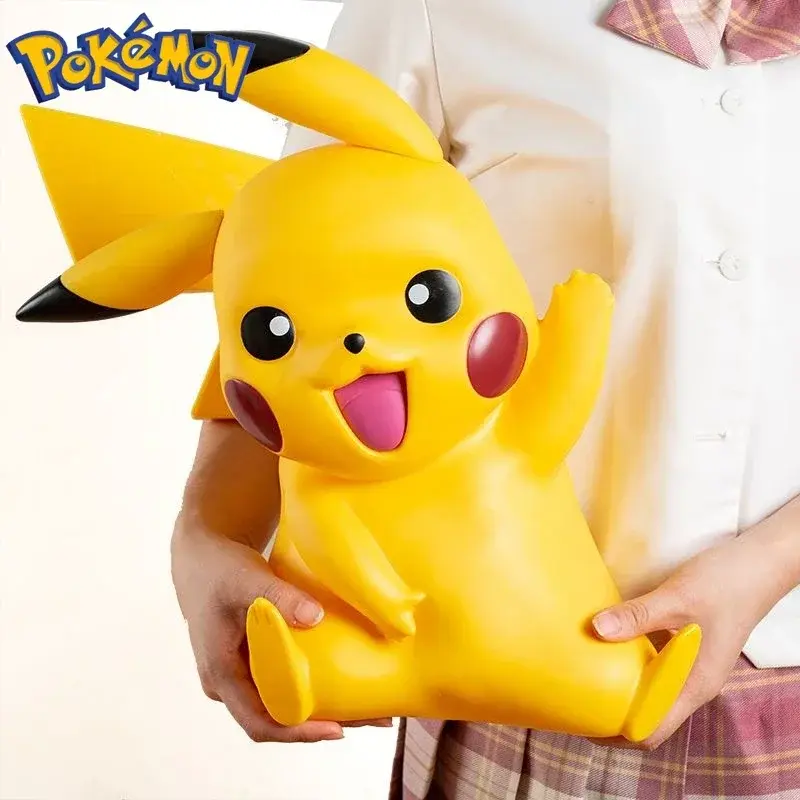 Lebensgroße XXL Pikachu Figur (ca. 33cm)