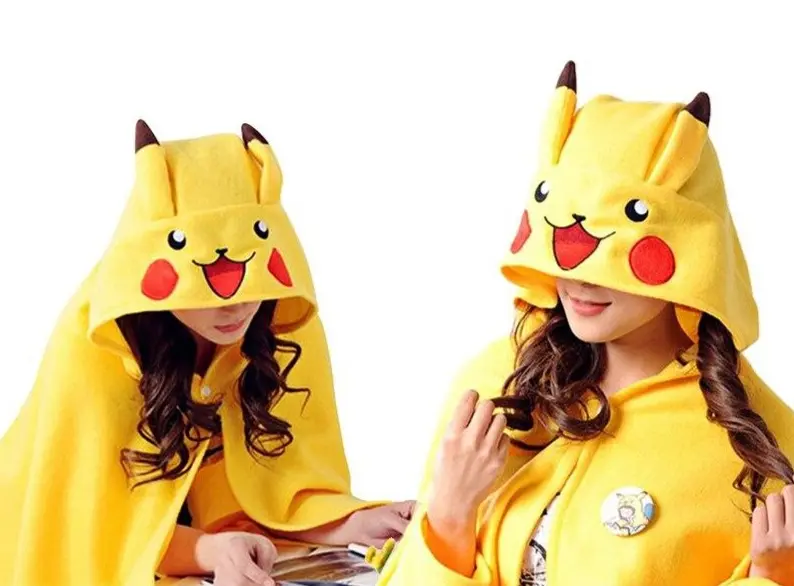 Pokemon Pikachu Cosplay Umhang mit integrierter Mütze
